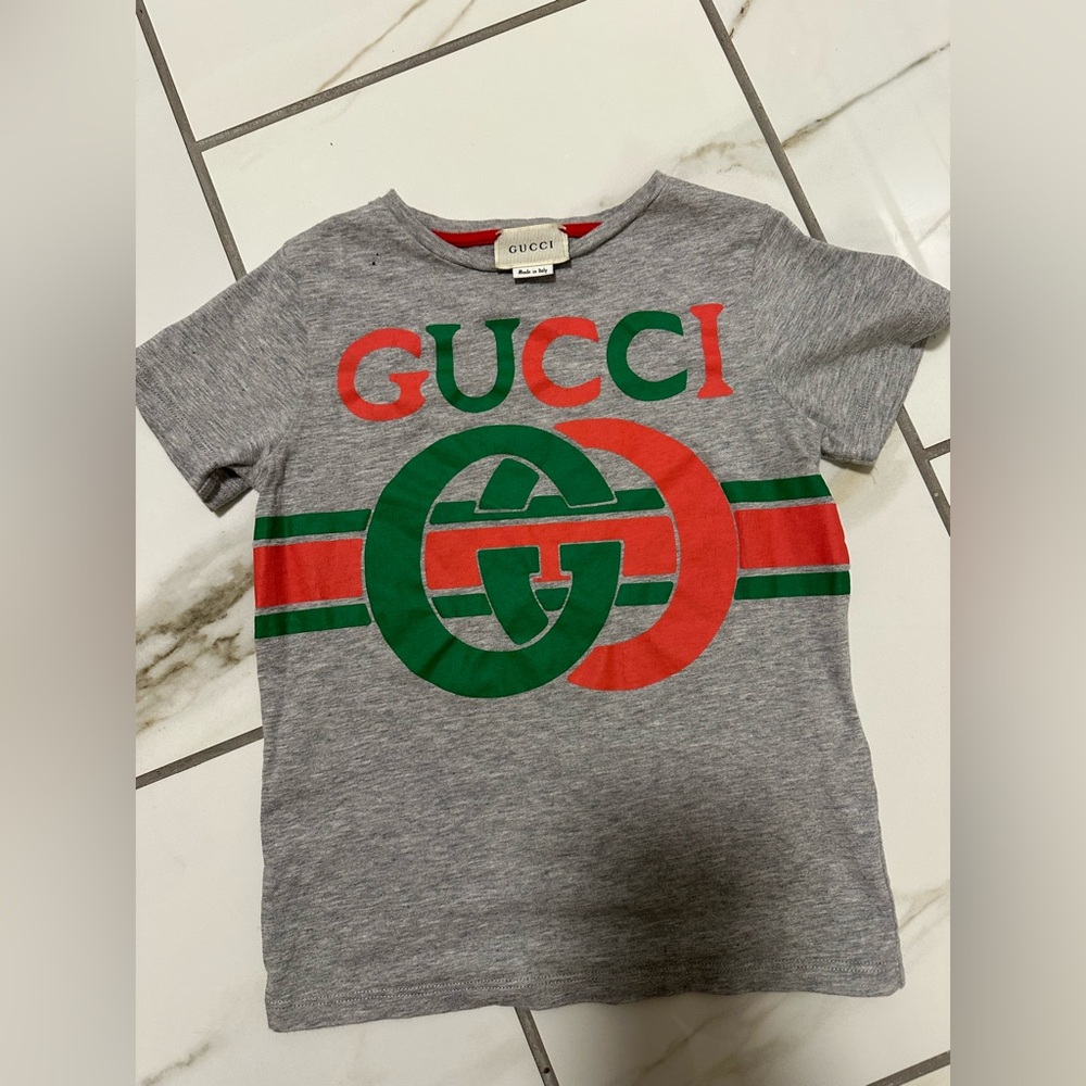 Gucci Kids Gray Tee with Red & Green Logo